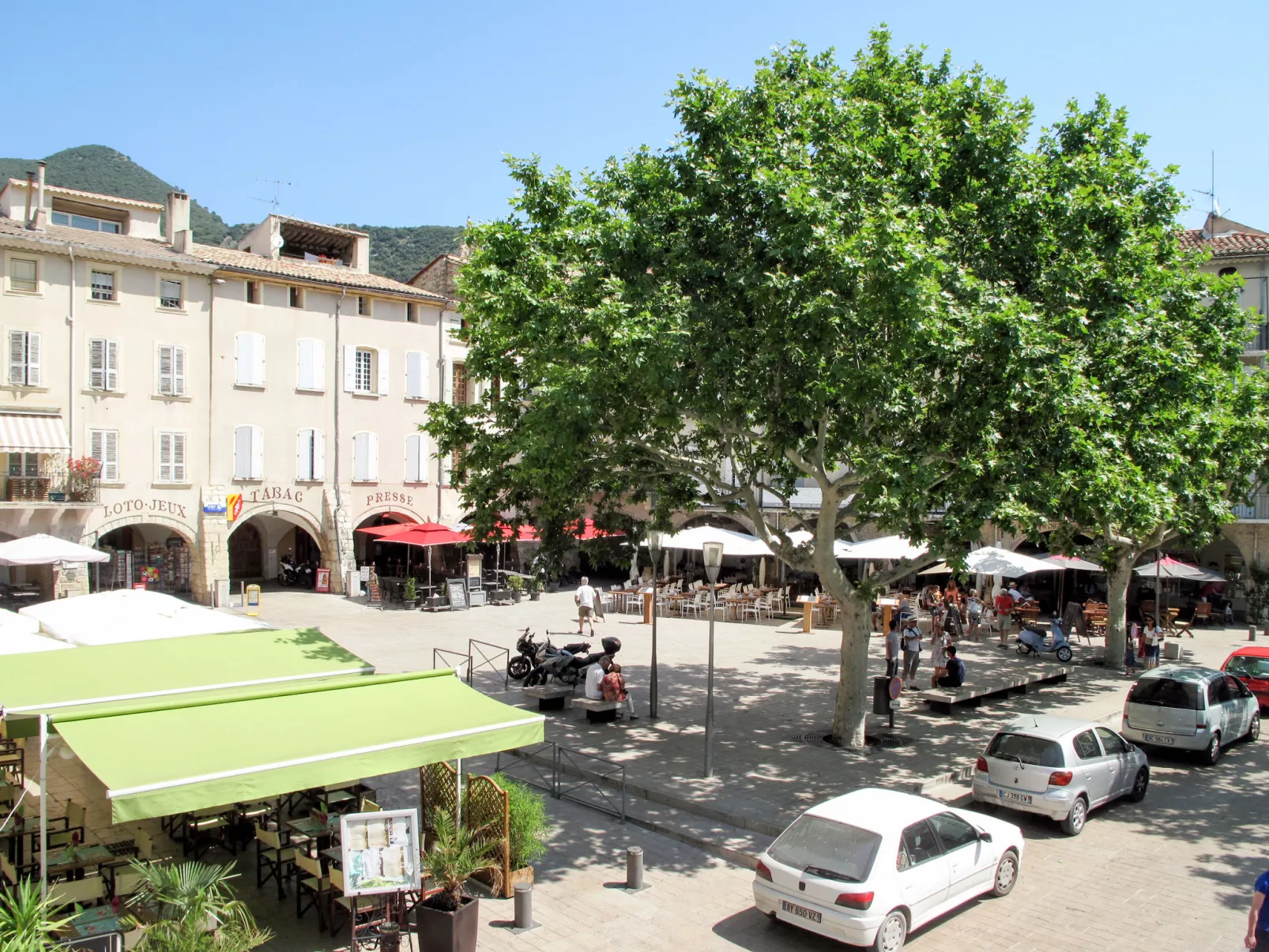 Chaud'abri-Area