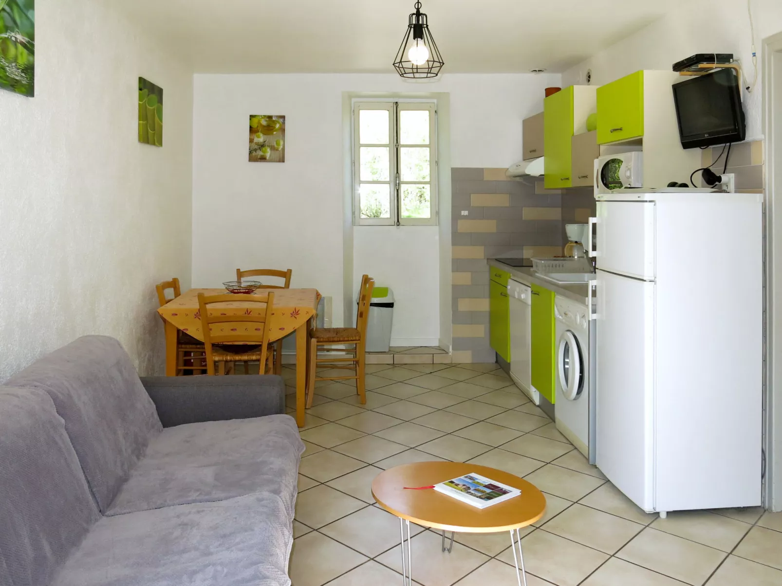 Le Moulin-Inside