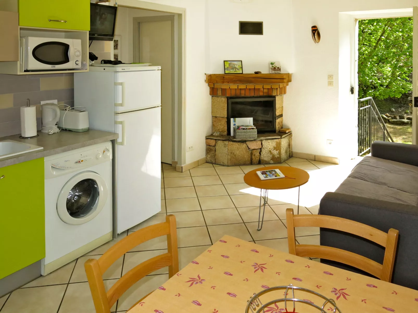 Le Moulin-Inside