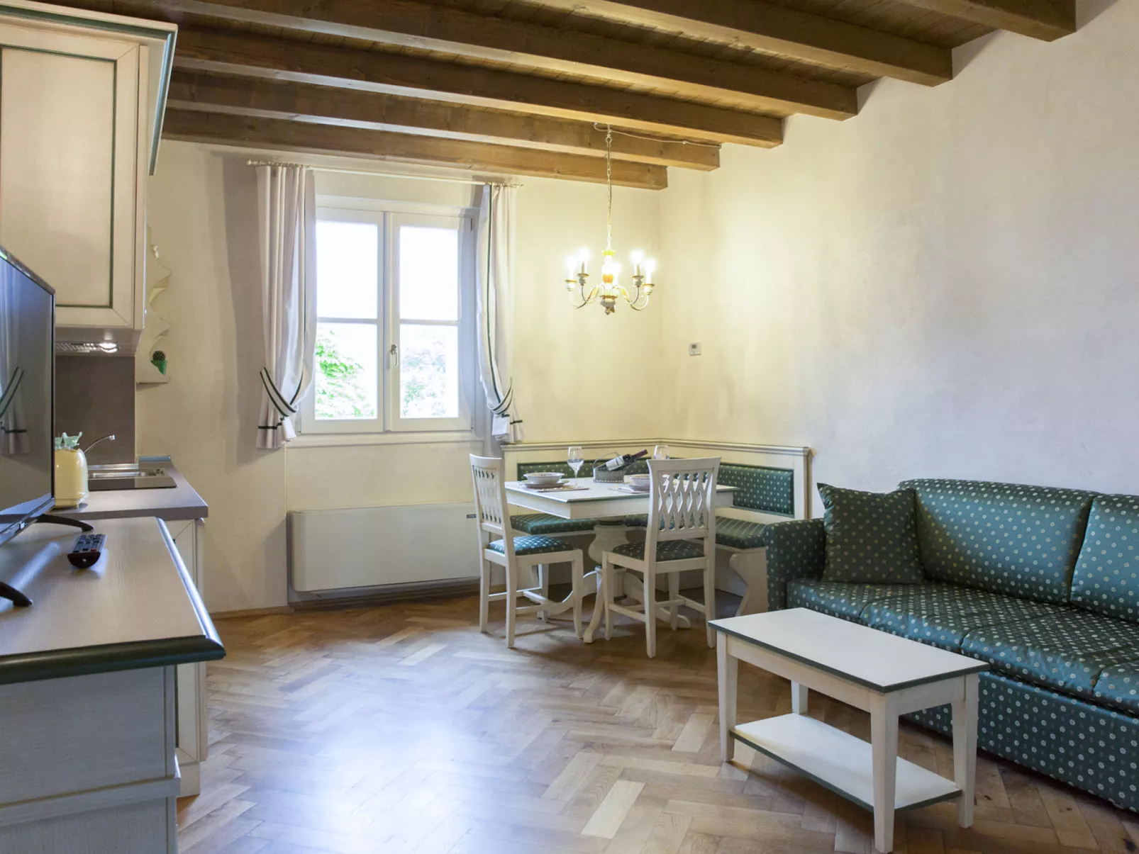 Winery Villa Vitas (App. 5)-Inside