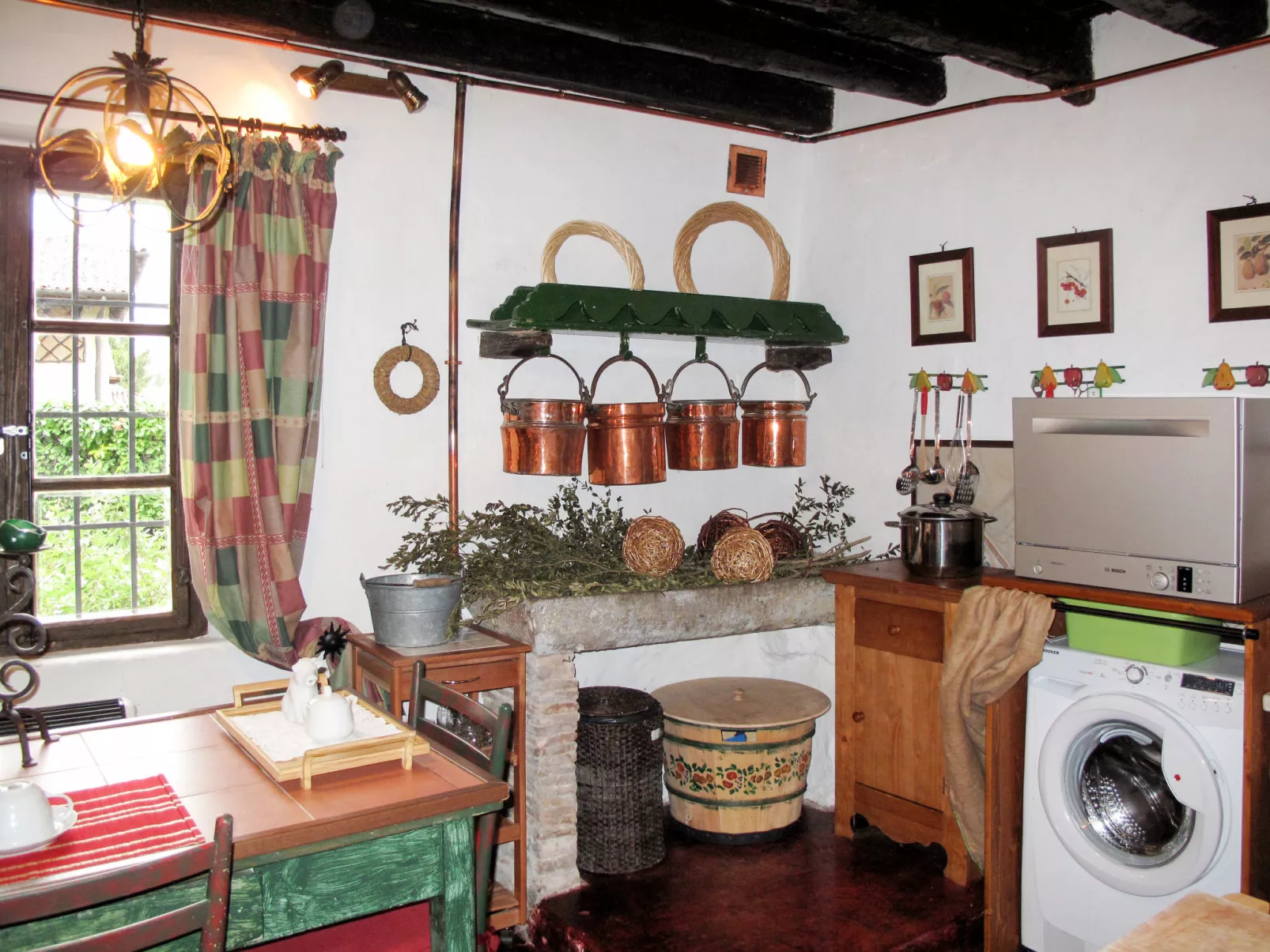 Casa del Ligustro-Inside