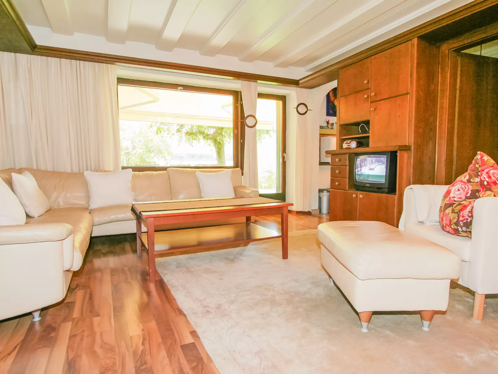 Casa Hubertus-Inside