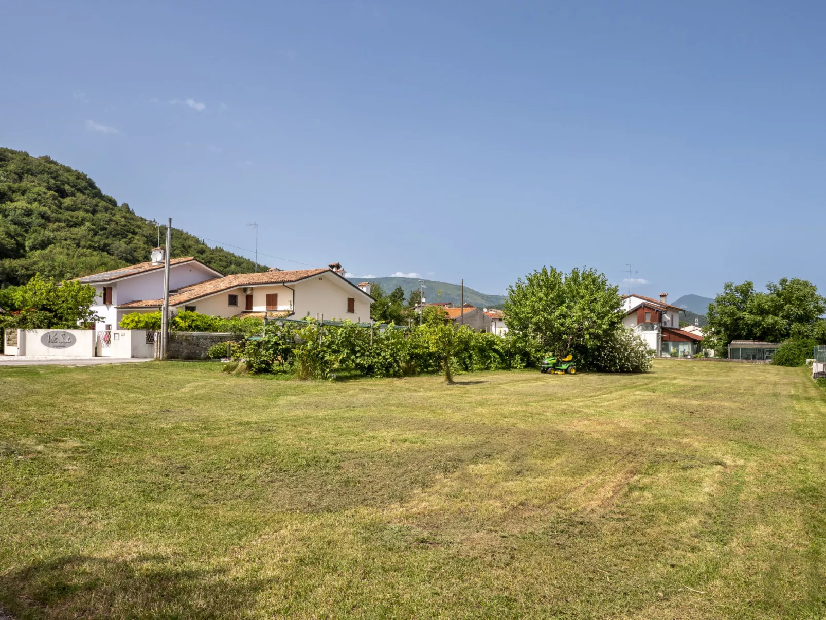 Villa Stelis-Outside