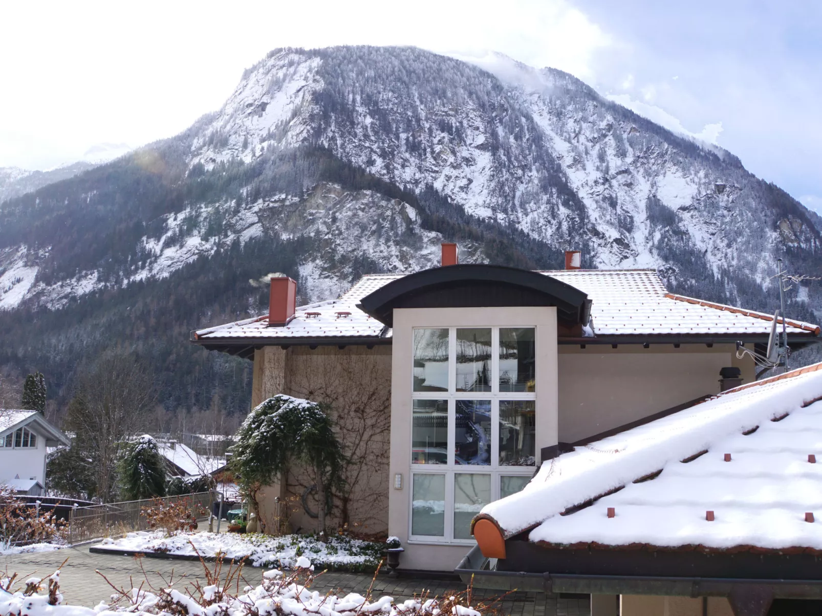 Casa Hubertus-Outside