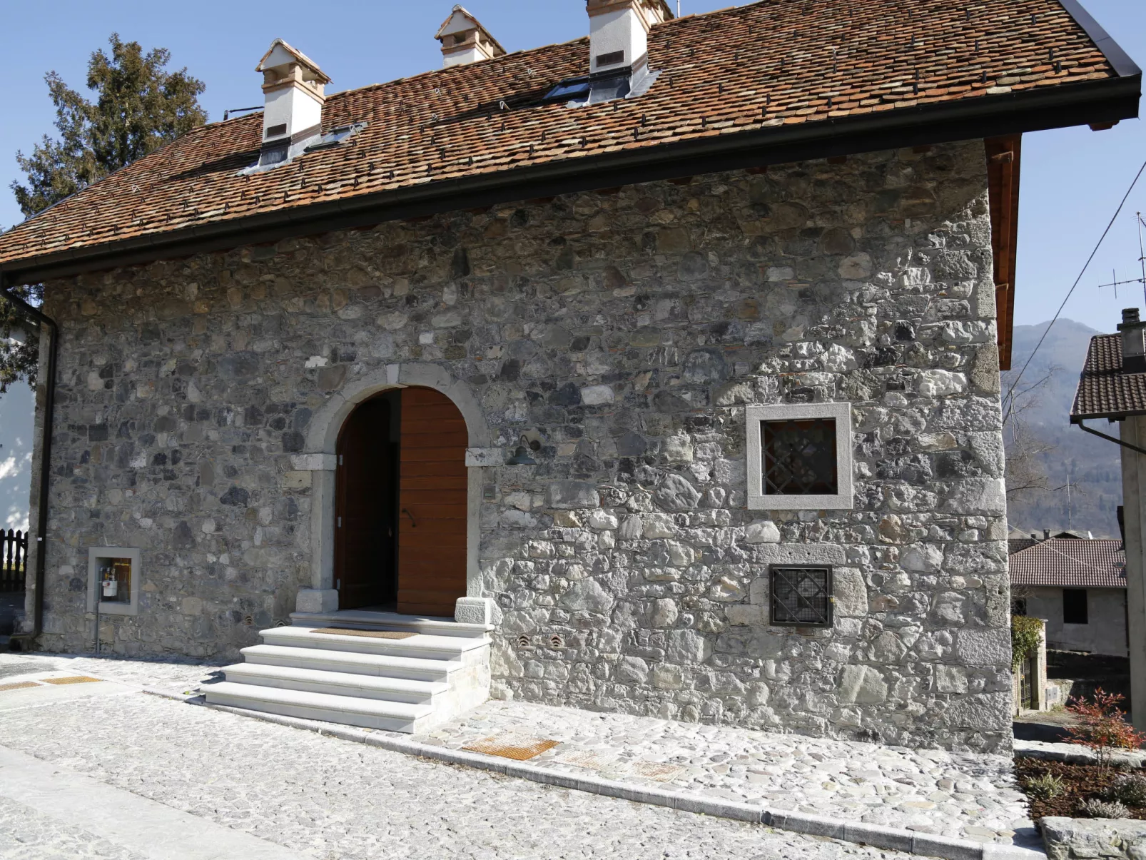 Cjase dai Fornasirs-Outside