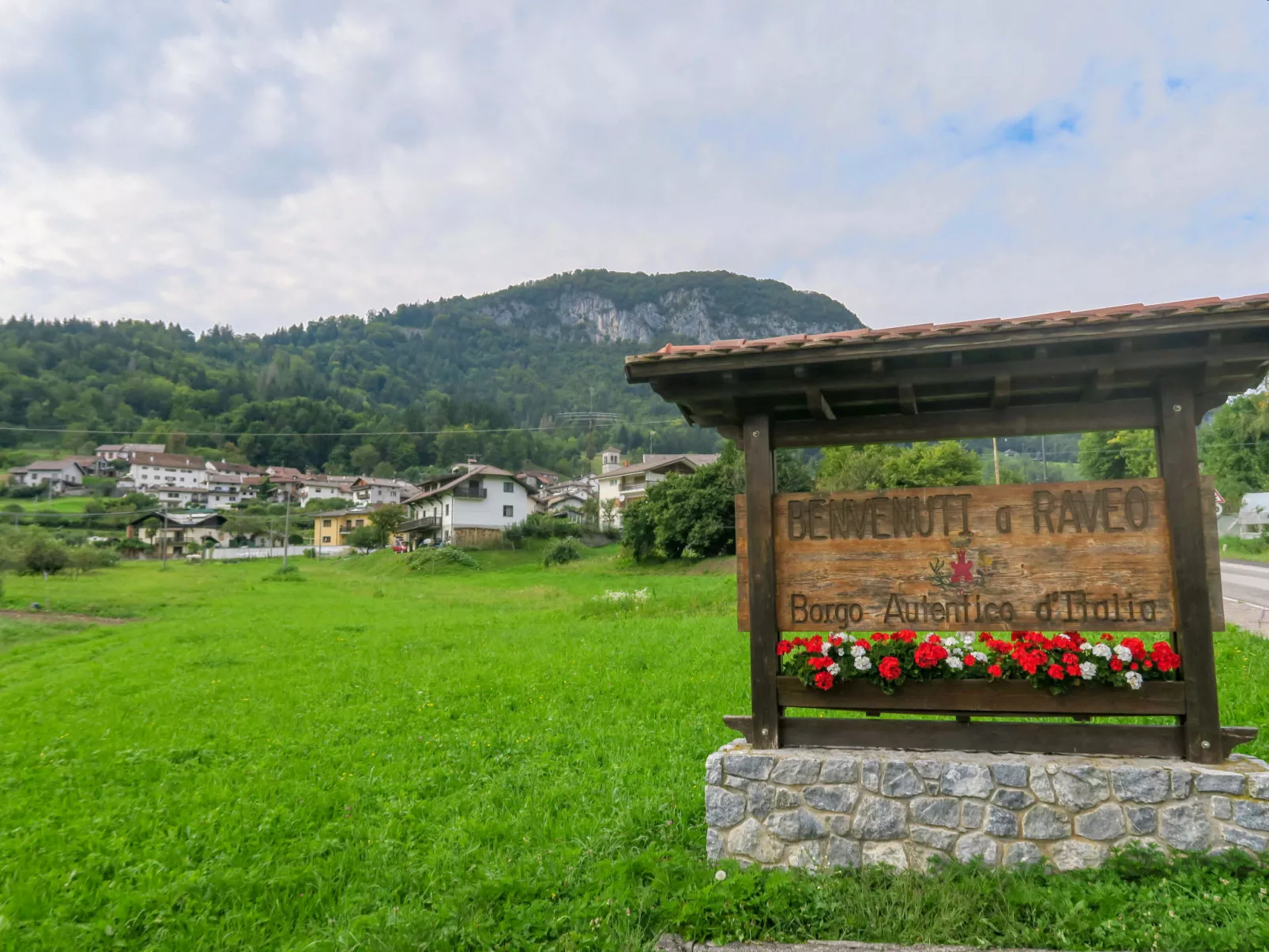 Cjase dai Fornasirs-Area
