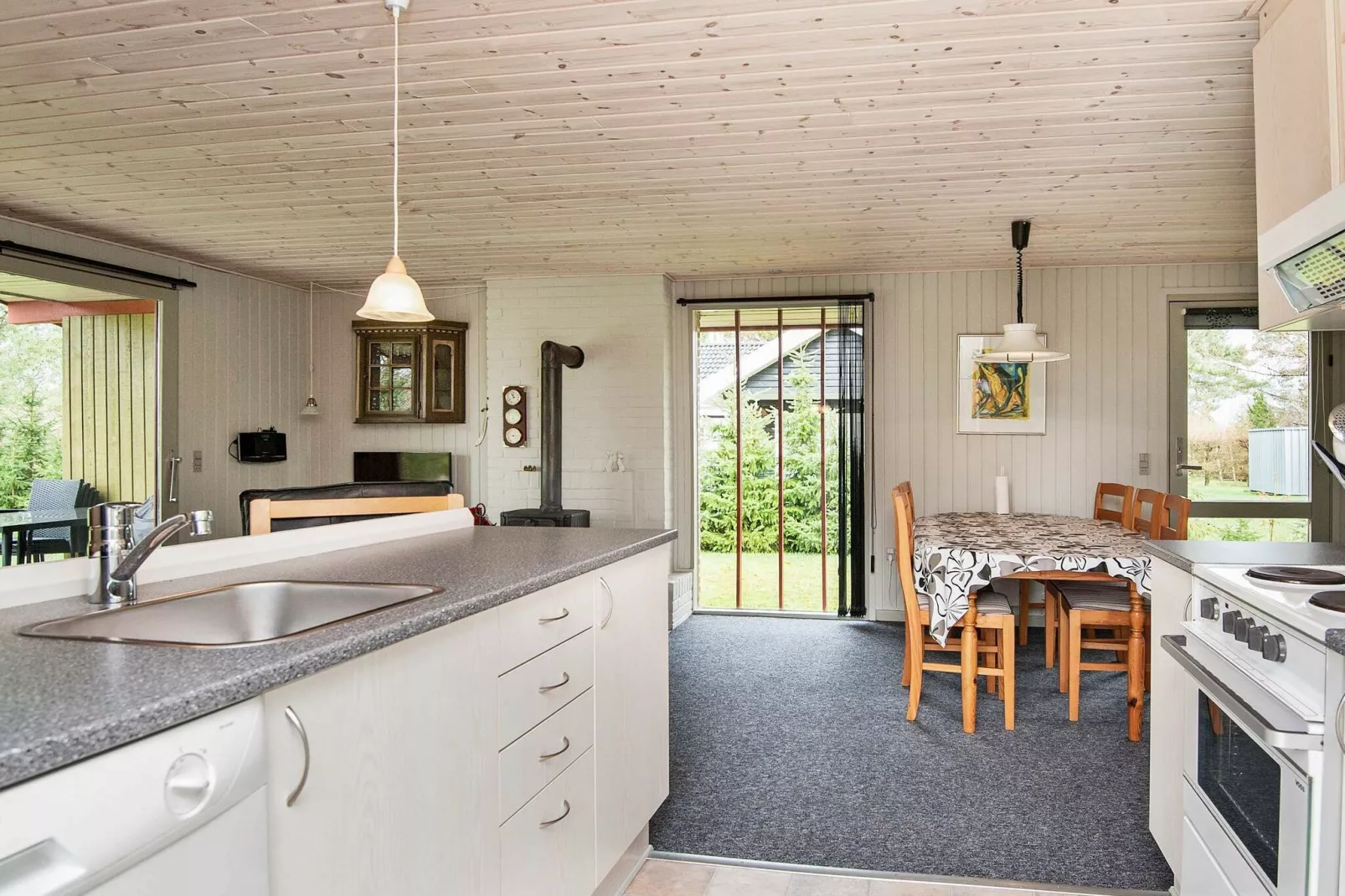 4 person holiday home in Fårvang-Indoor