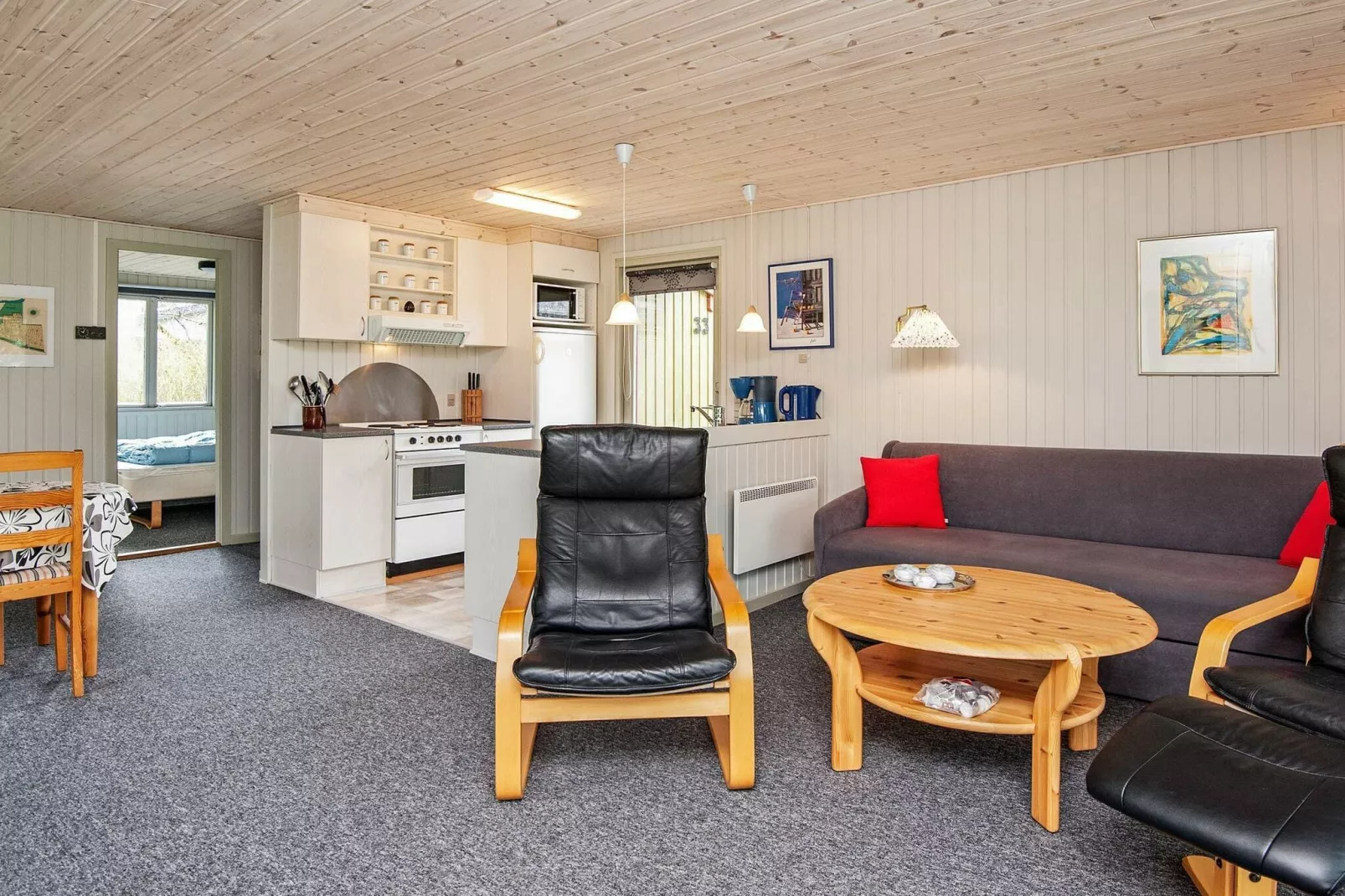 4 person holiday home in Fårvang-Indoor