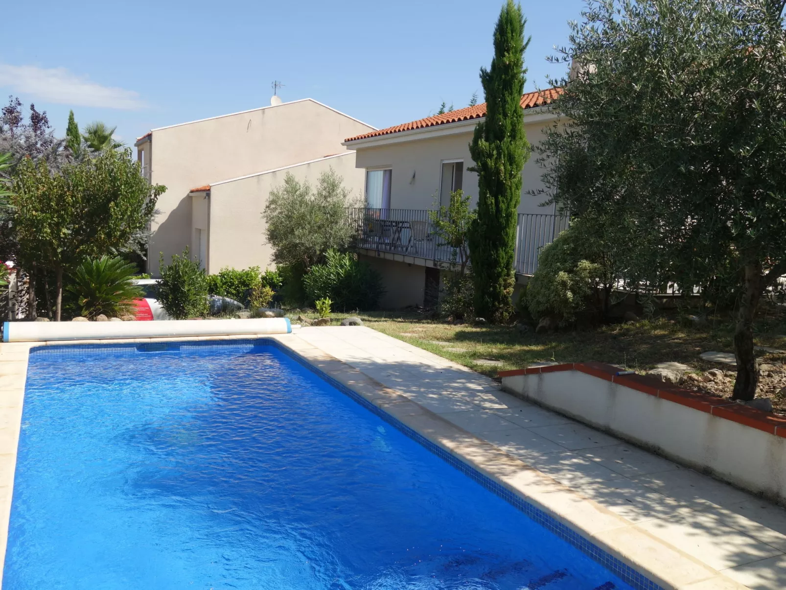 Villa Montes-Outside