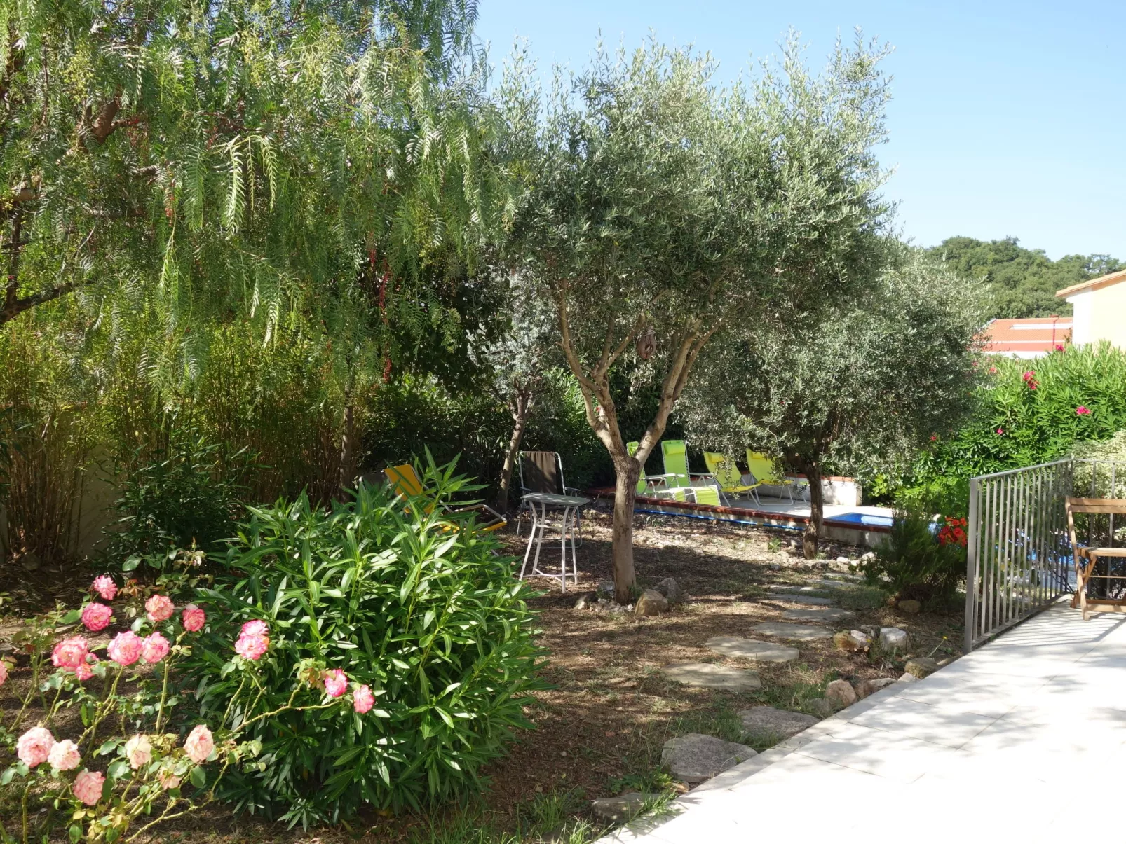 Villa Montes-Outside