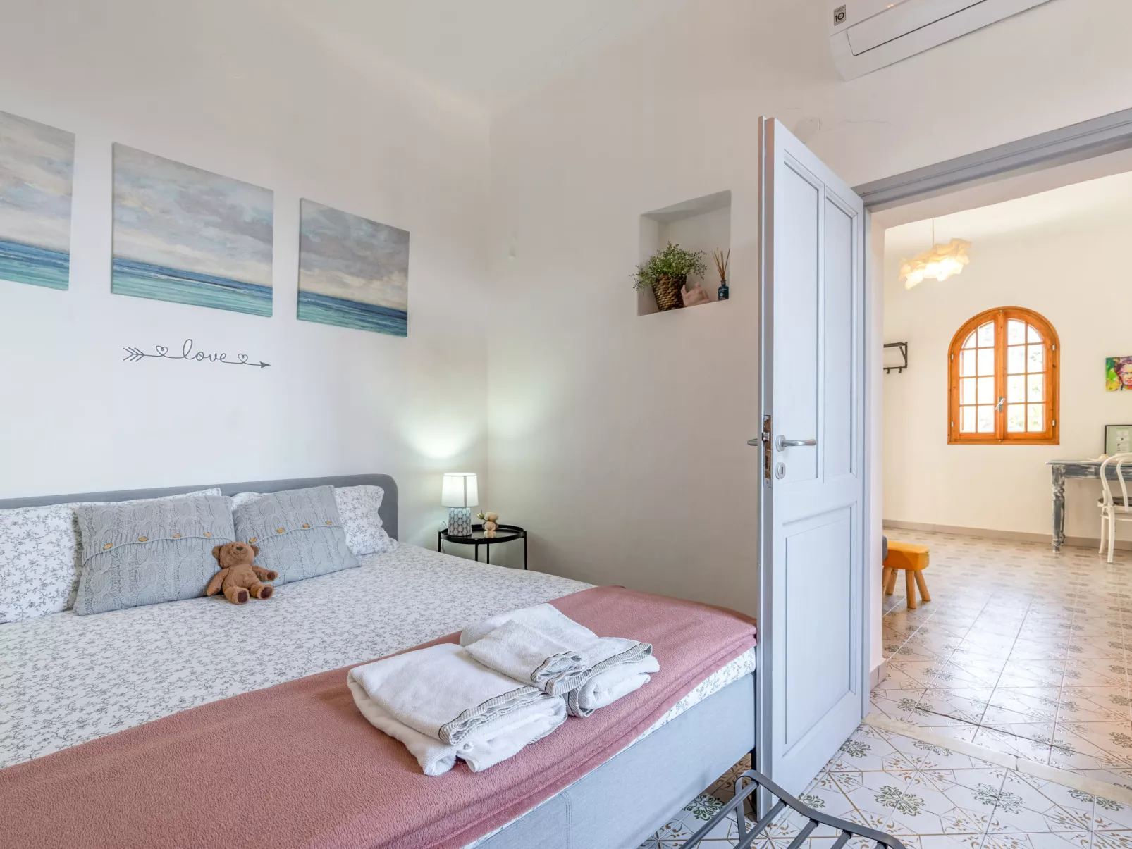 Casetta in collina-Inside