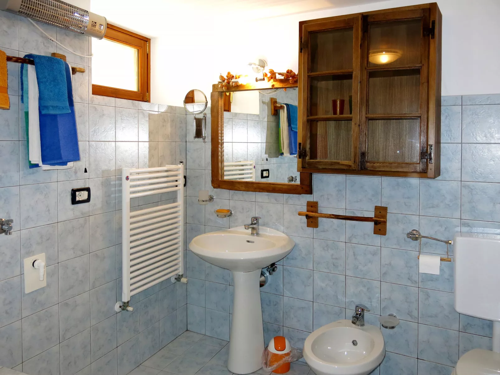 Casa Polava-Inside