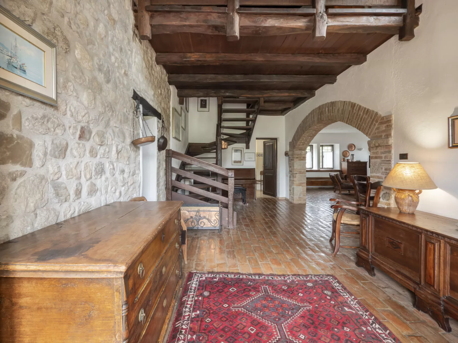 Domus Magna-Inside