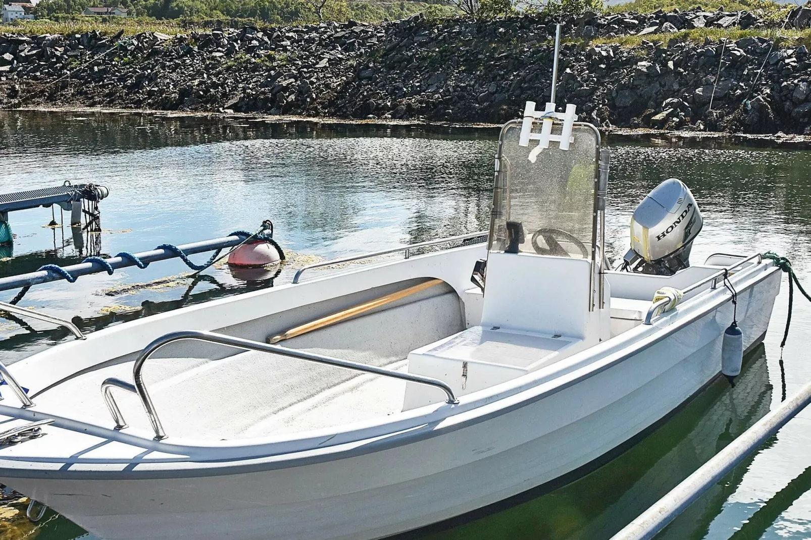 26071-ØVERVIK-Not tagged
