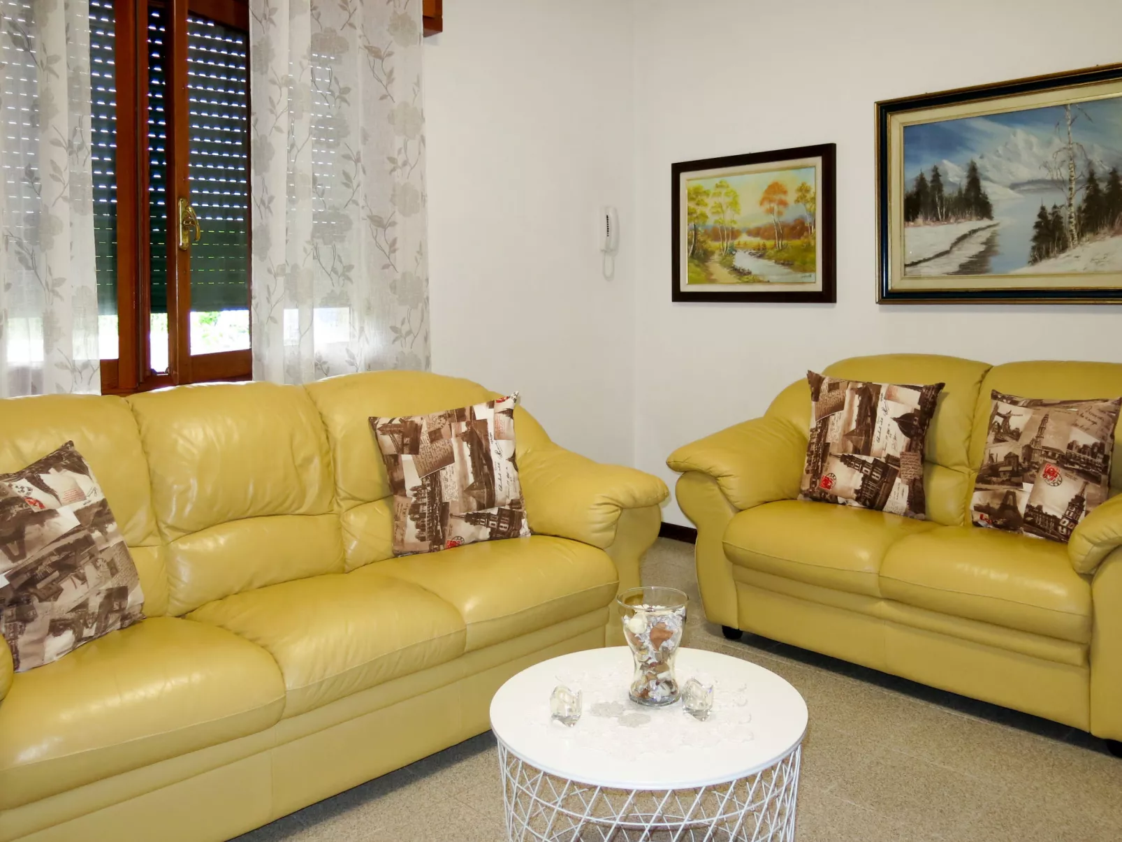 Casa Consuelo-Inside