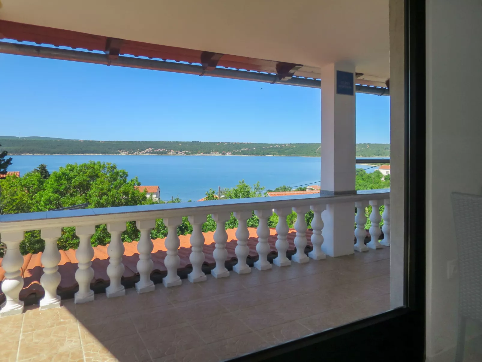 Bačani-Outside
