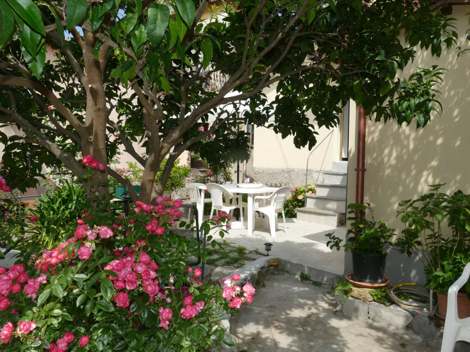 Ca'Mea-Outside