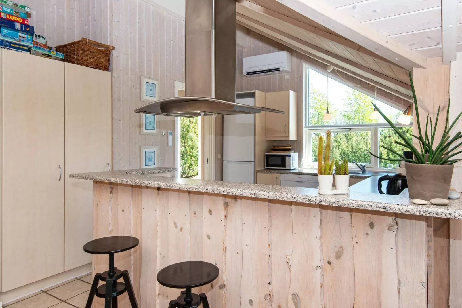 Luxury Retreat with Spa - By Traum Ferienwohnungen-Indoor