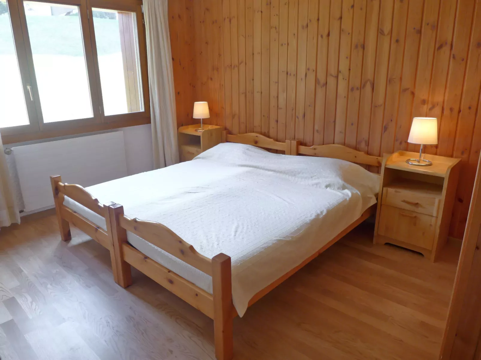 Hyacinthe 11-Inside