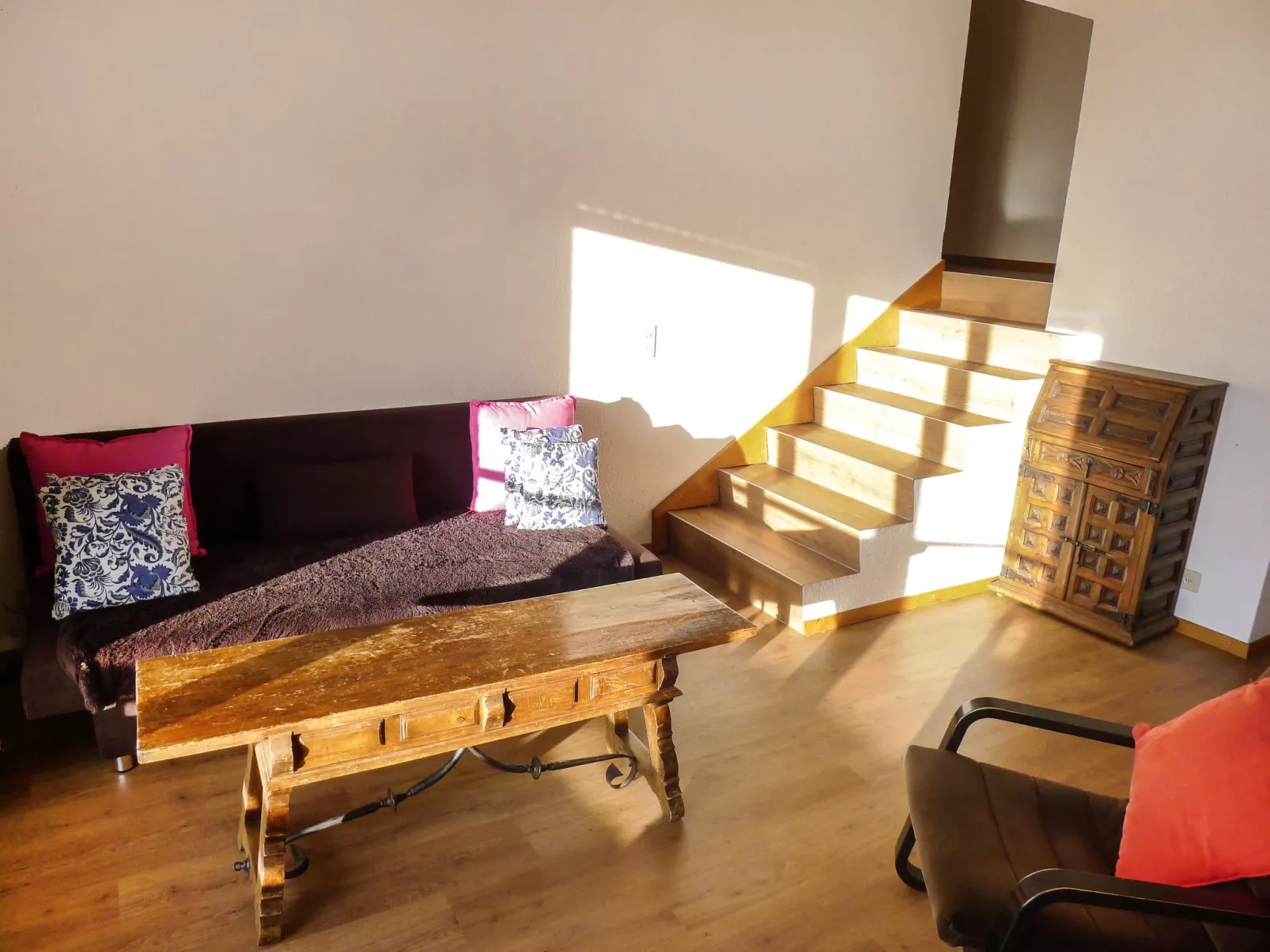 Villars Soleil A27-Inside