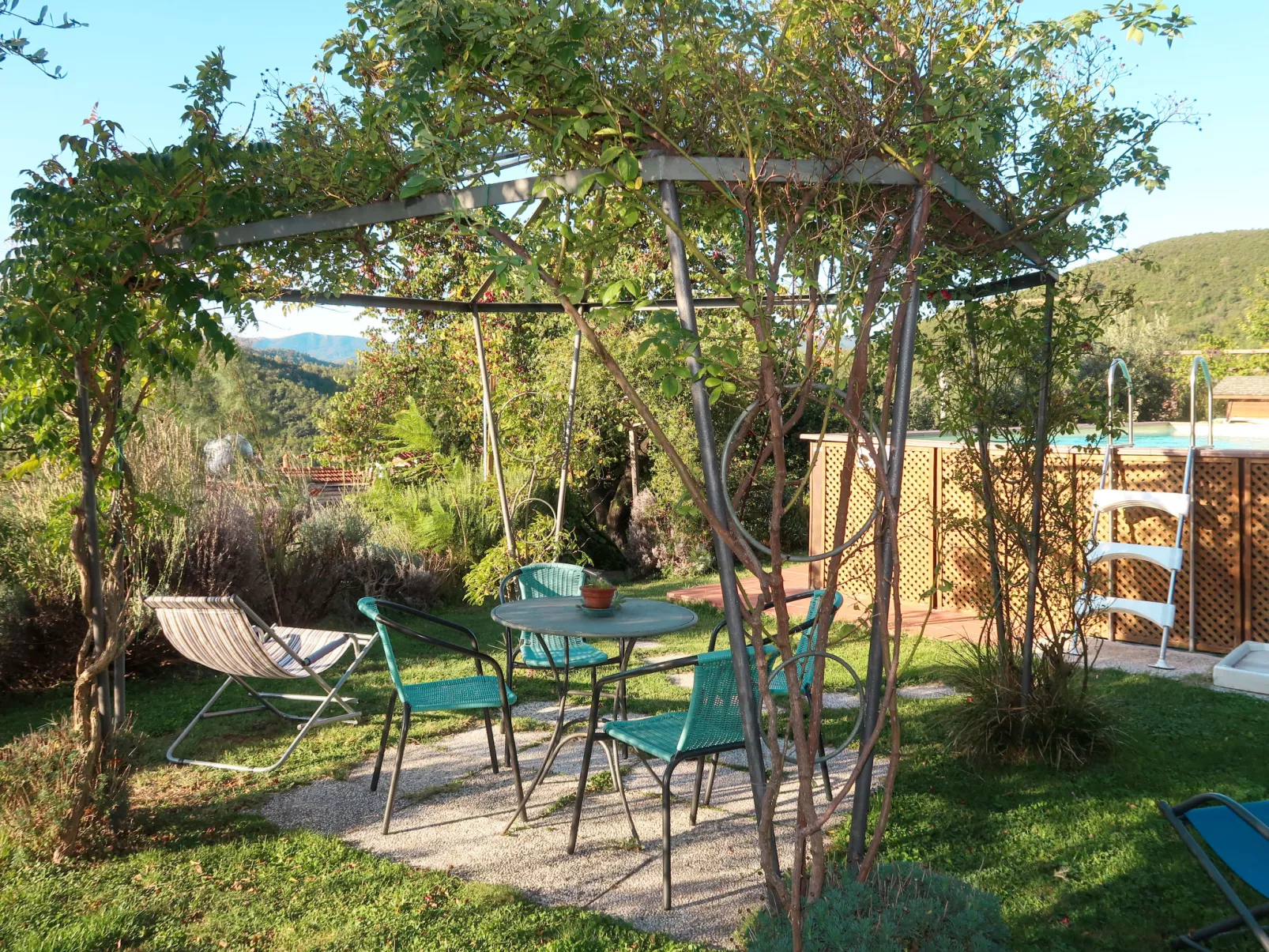 Casina (VDE211)-Outside