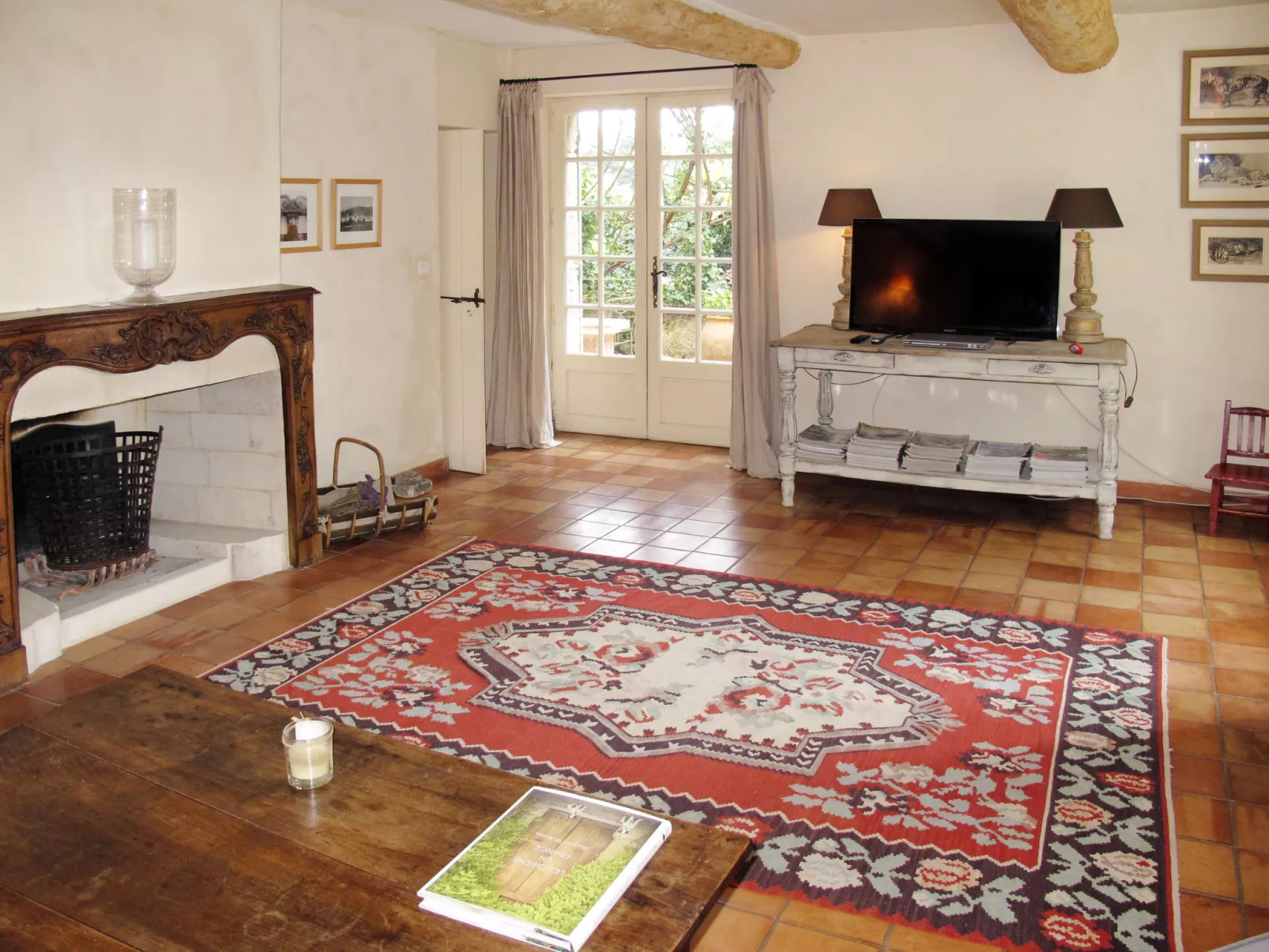 Les Puits Neufs-Inside
