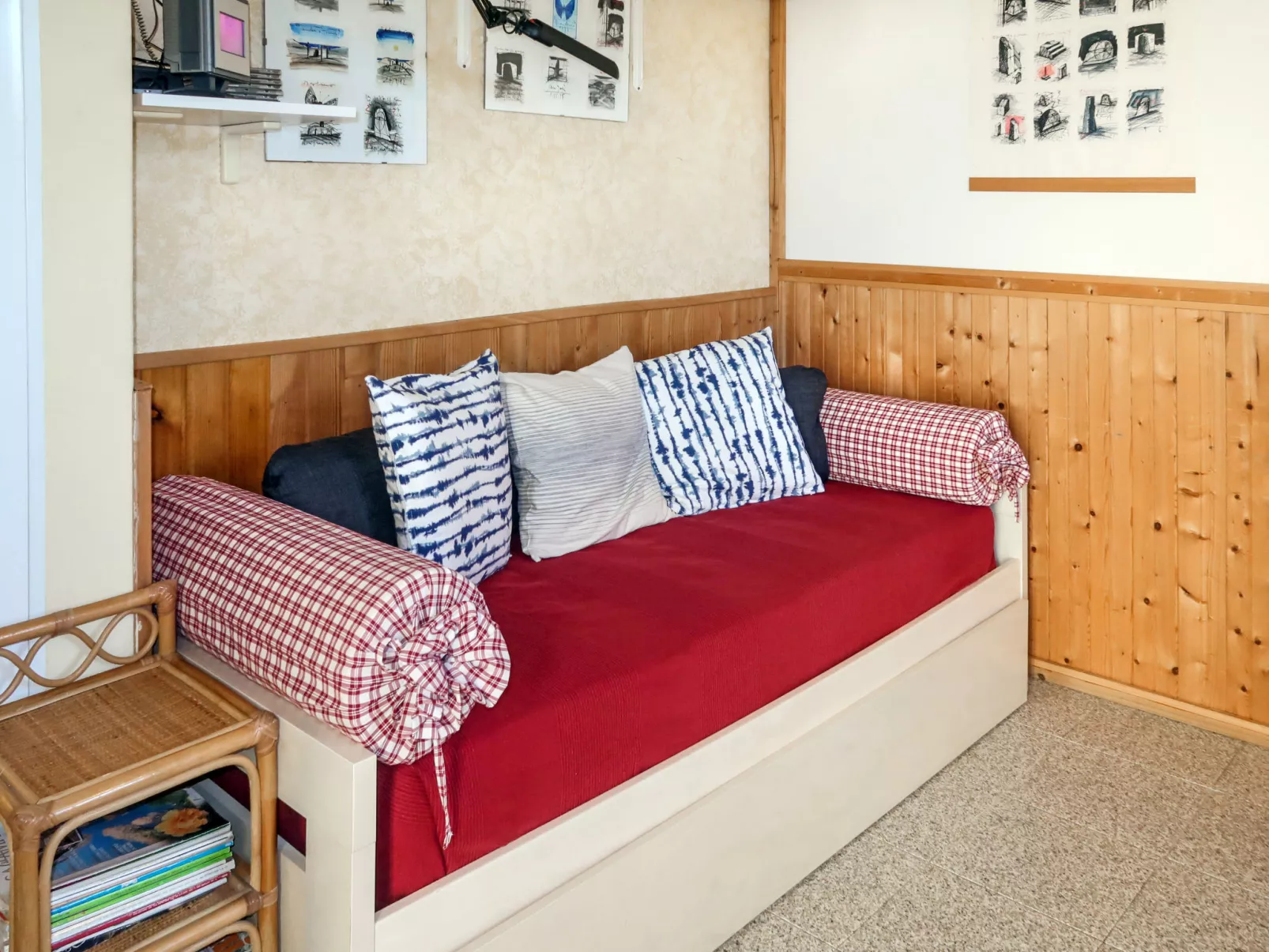 Casina (VDE211)-Inside