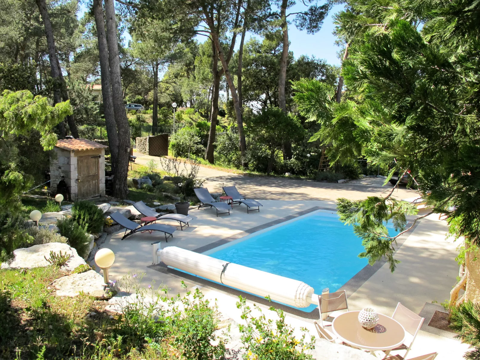 Luberon Vidauque-Outside