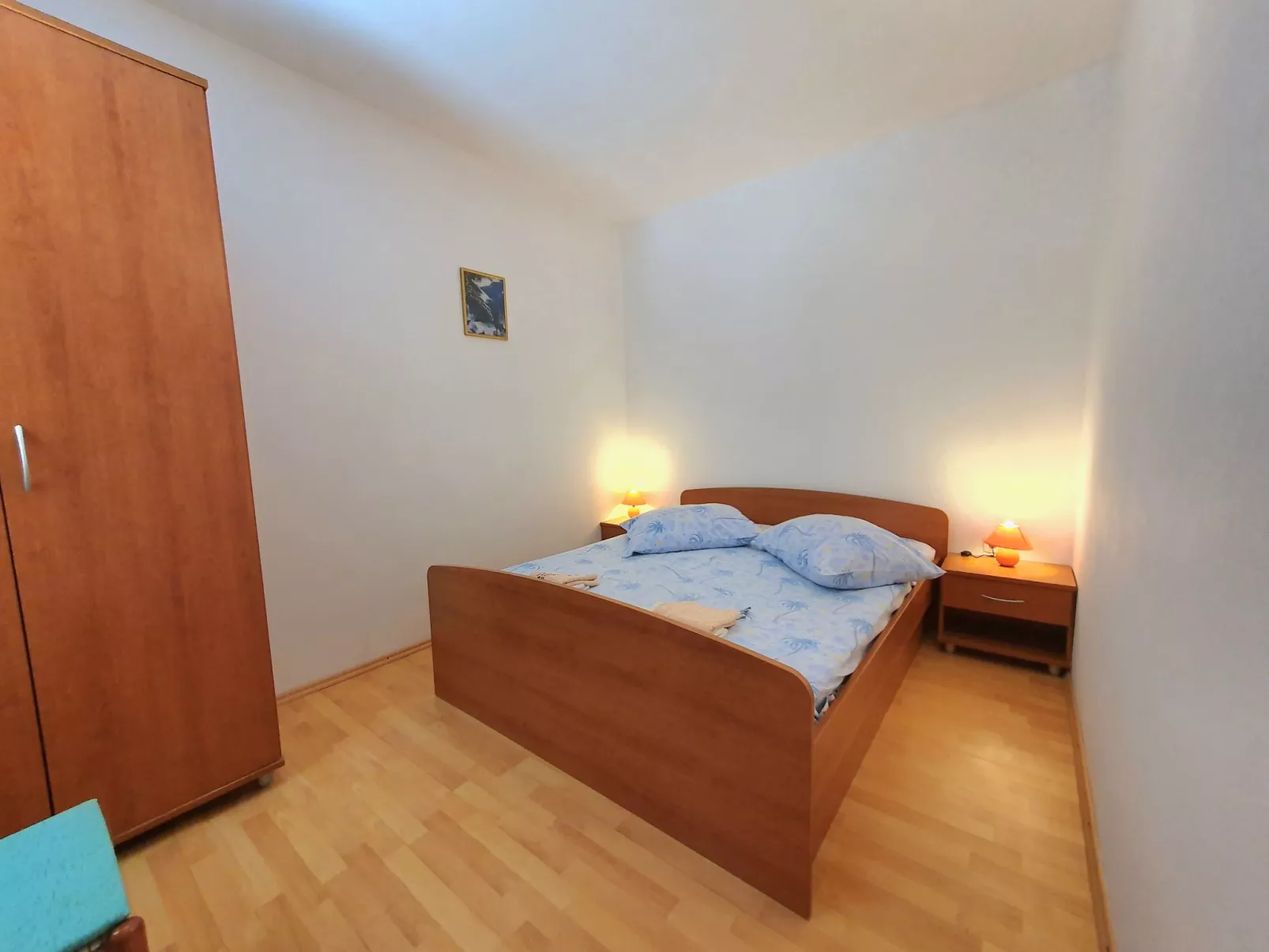 Buda-Inside