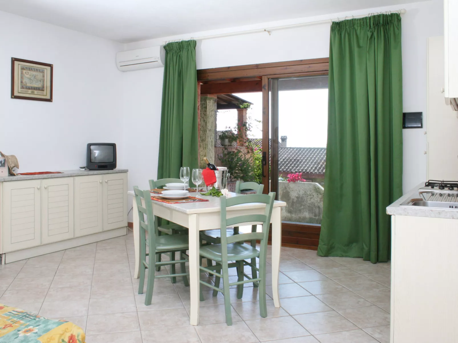 Il Borgo (PCR140)-Inside