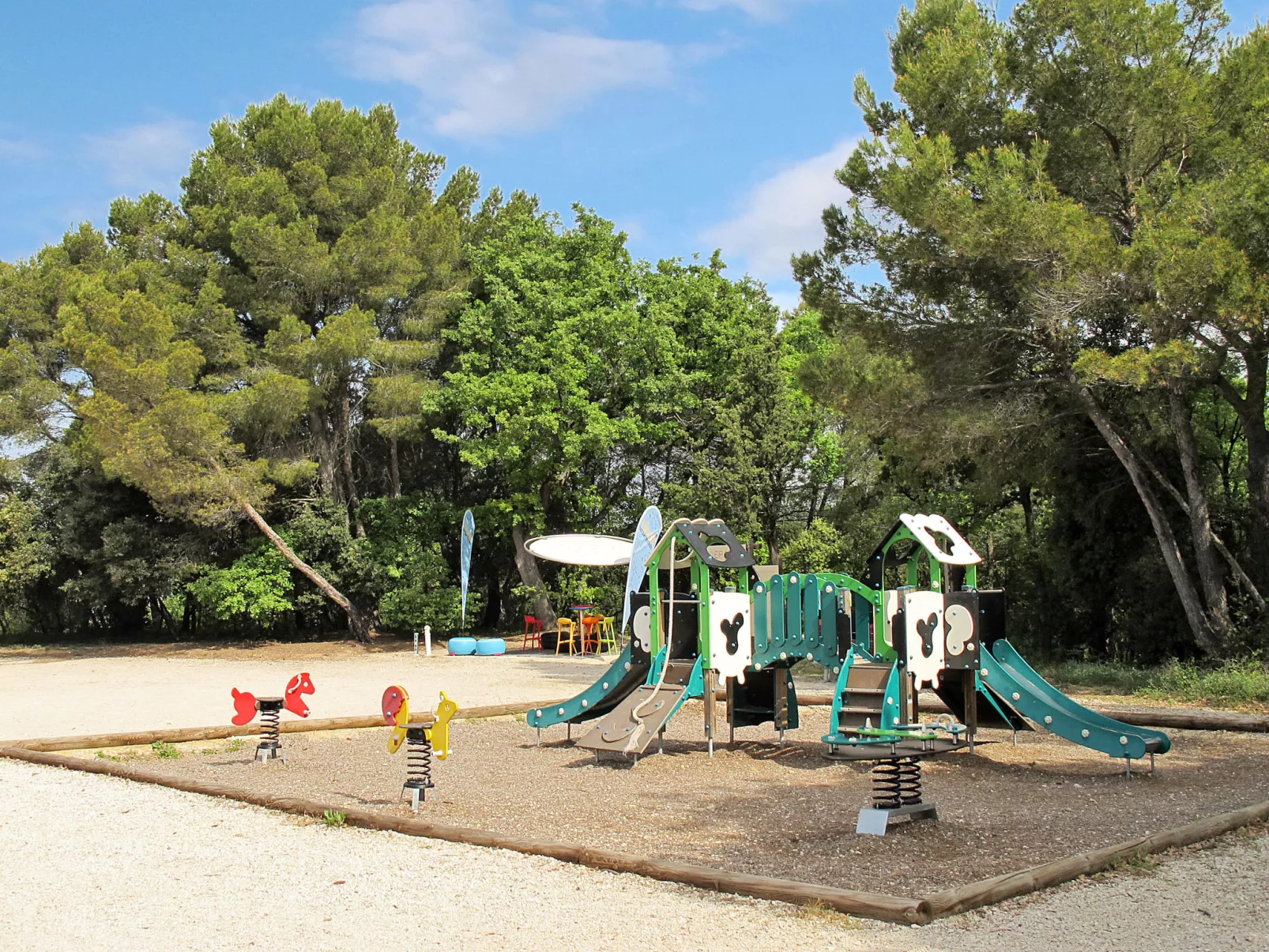 Les Demeures du Ventoux-Outside