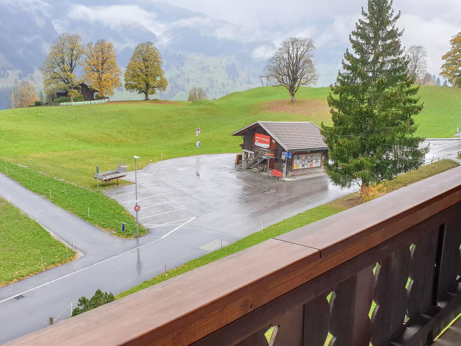Chalet Bodmisunne-Outside