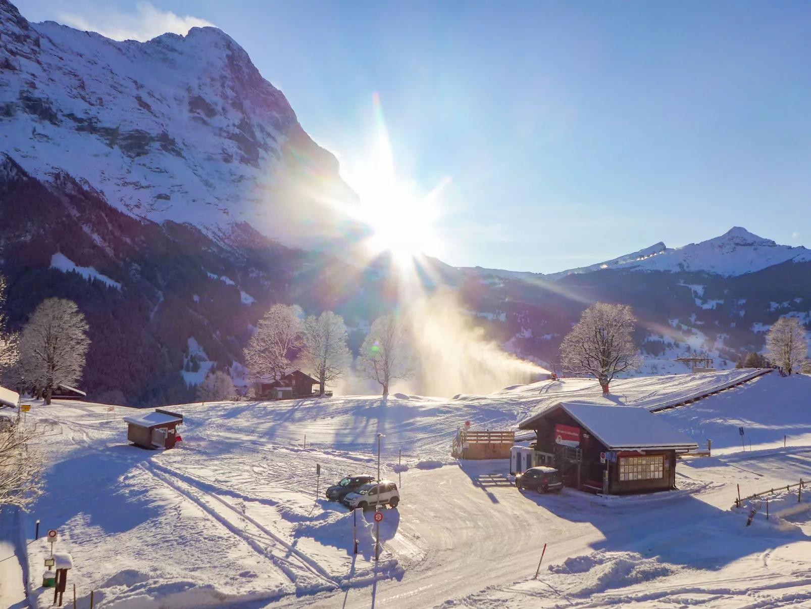 Chalet Bodmisunne-Outside