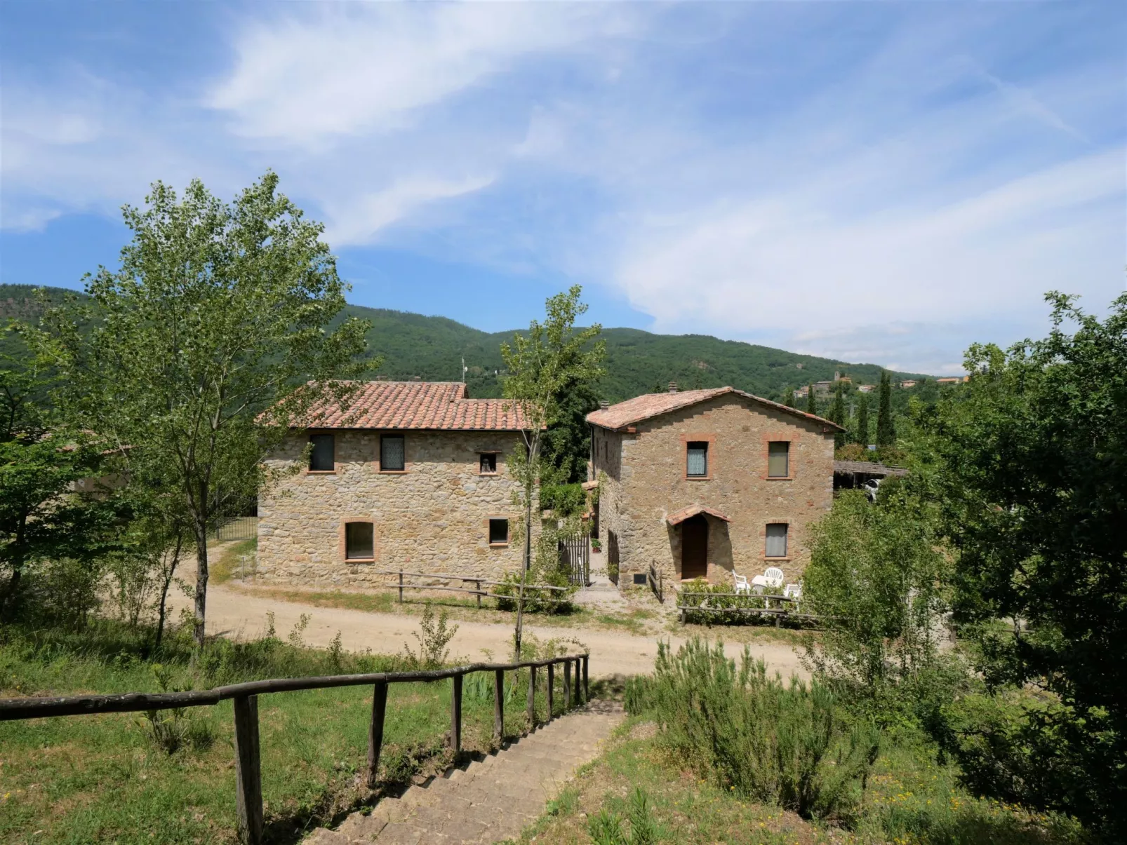 La Casa Antica-Outside
