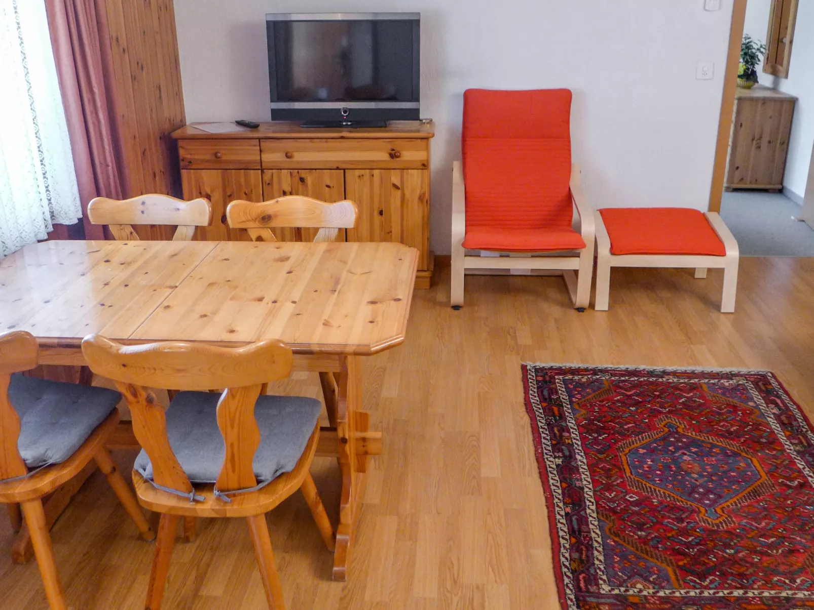Chalet Chiebrendli-Inside