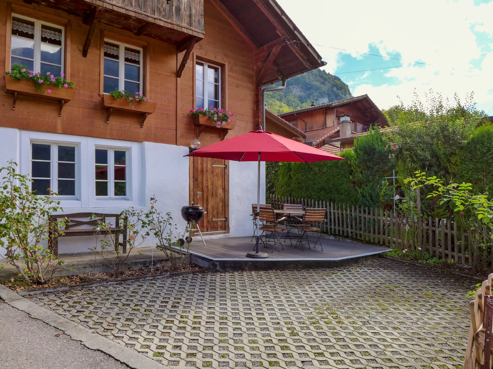 Hüsli-Outside