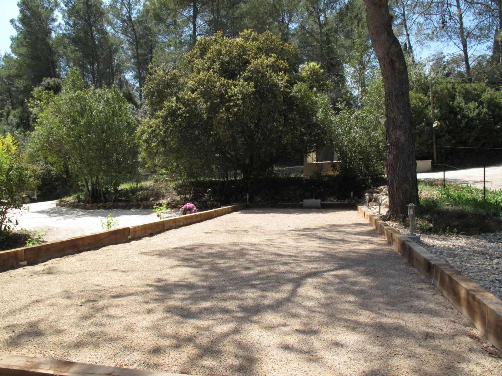 Cros de Gourdin-Outside