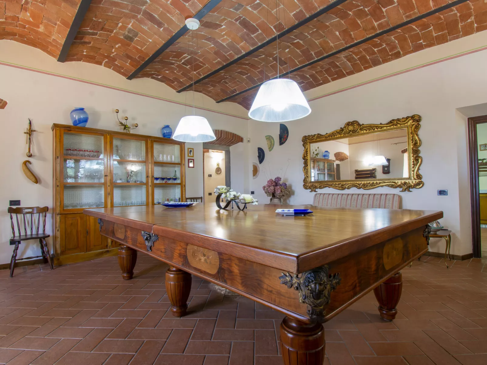 Casa Bensa-Inside