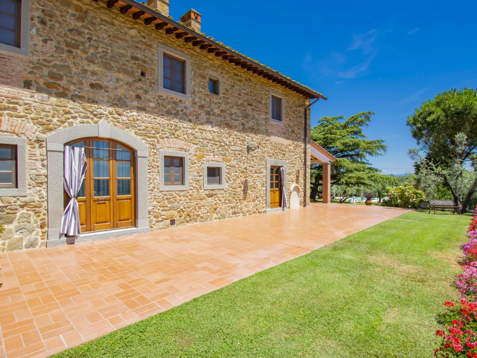 Casa Bensa-Outside