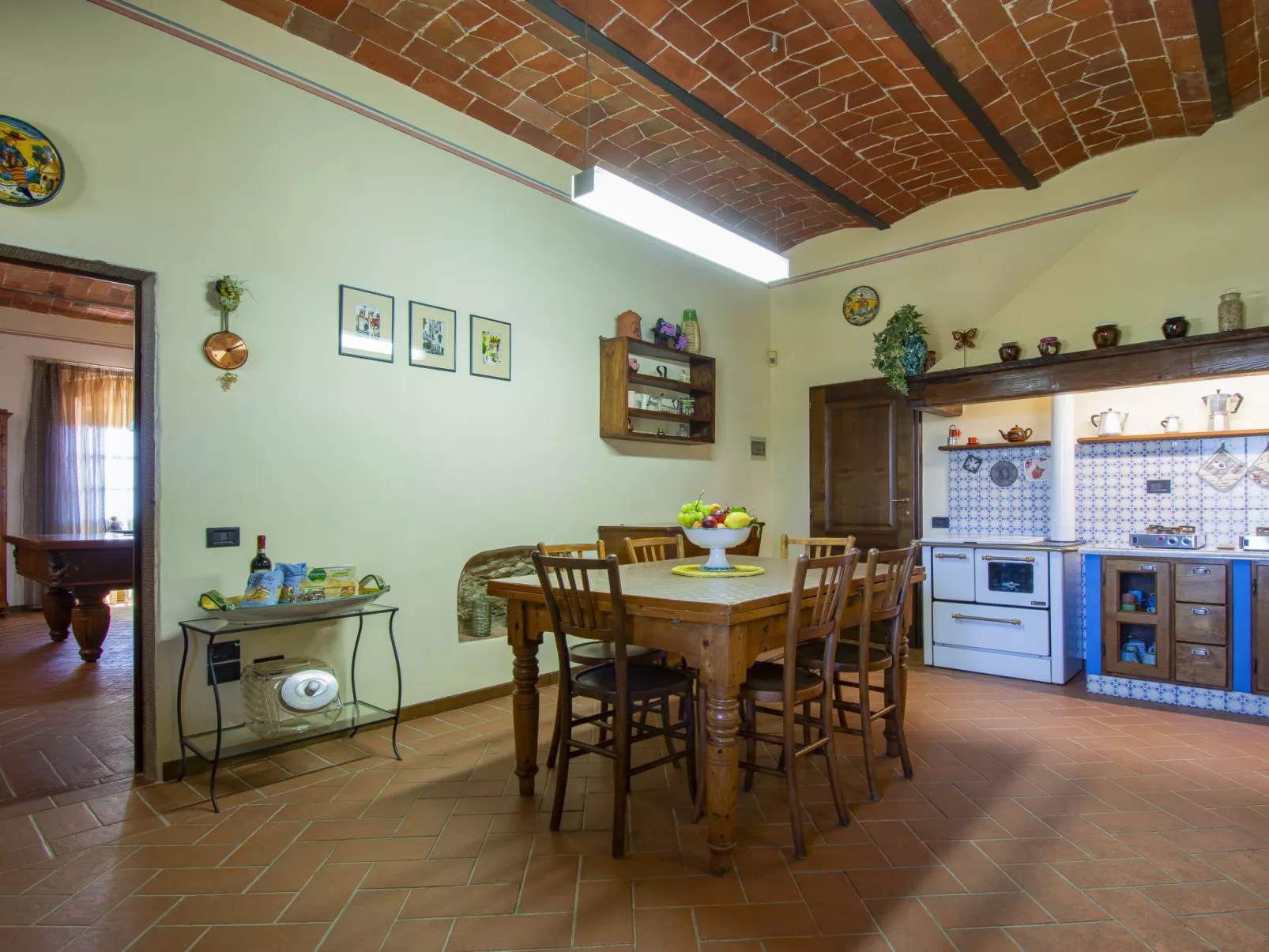 Casa Bensa-Inside