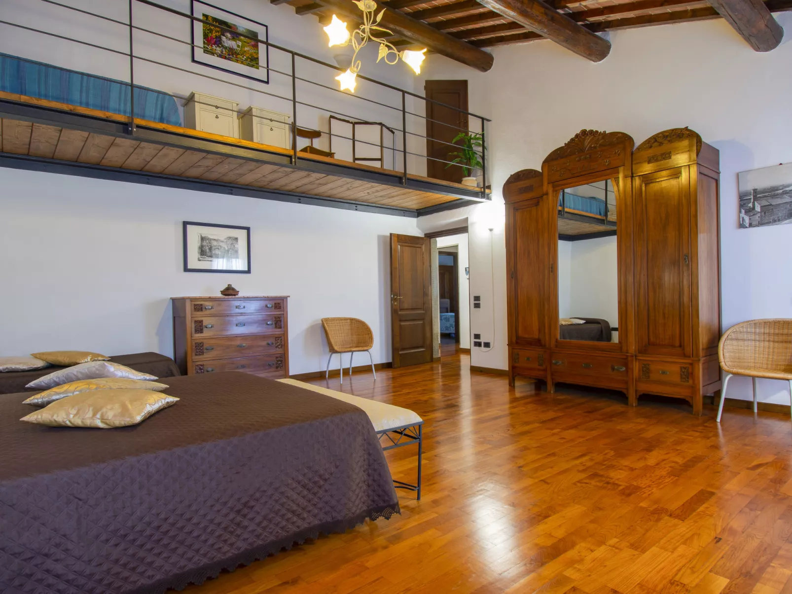 Casa Bensa-Inside