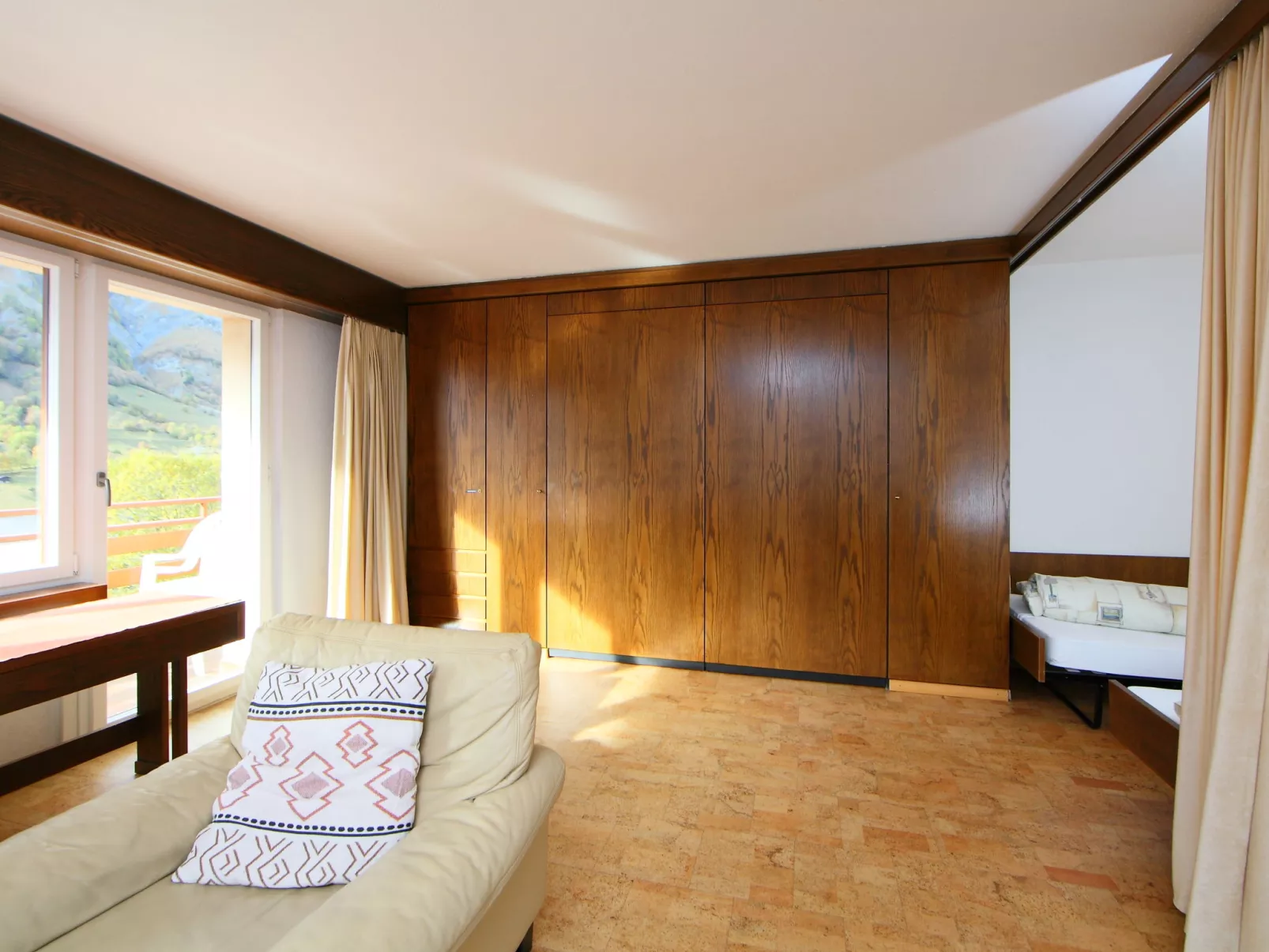 Ringstrasse (Utoring)-Inside