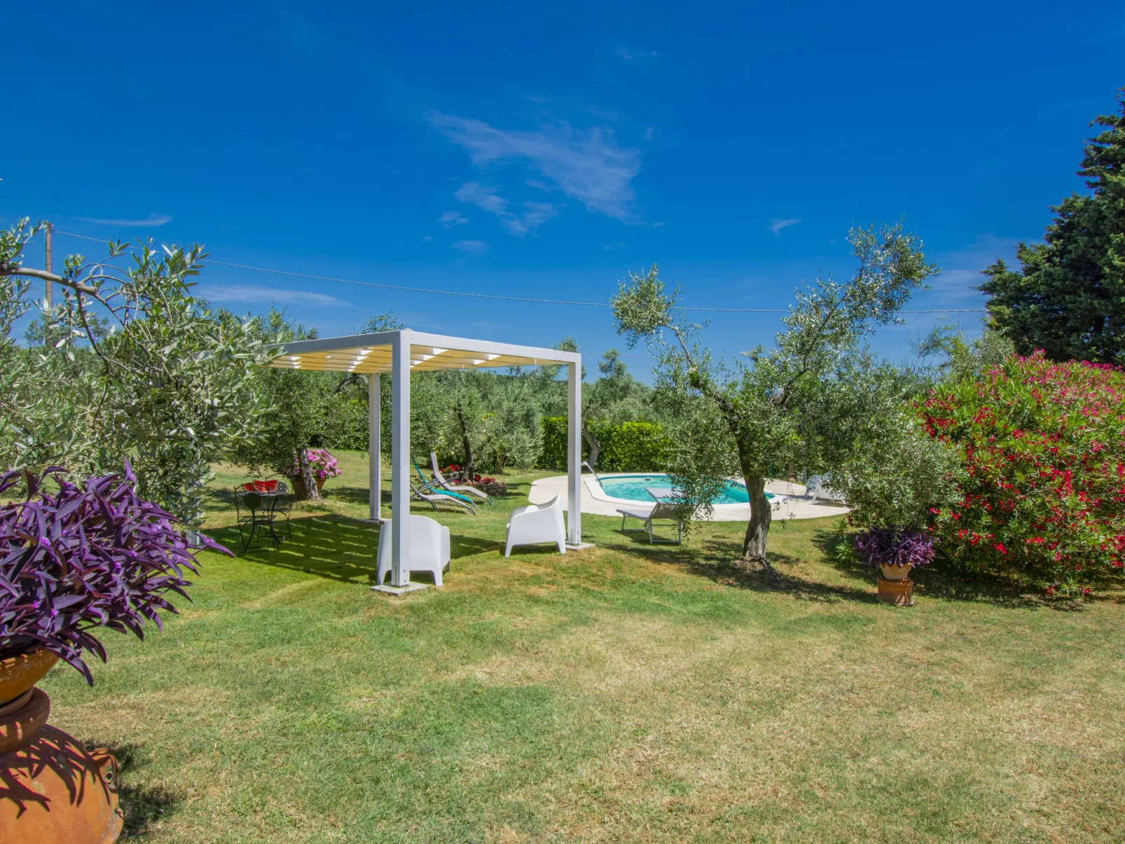 Casa Bensa-Outside