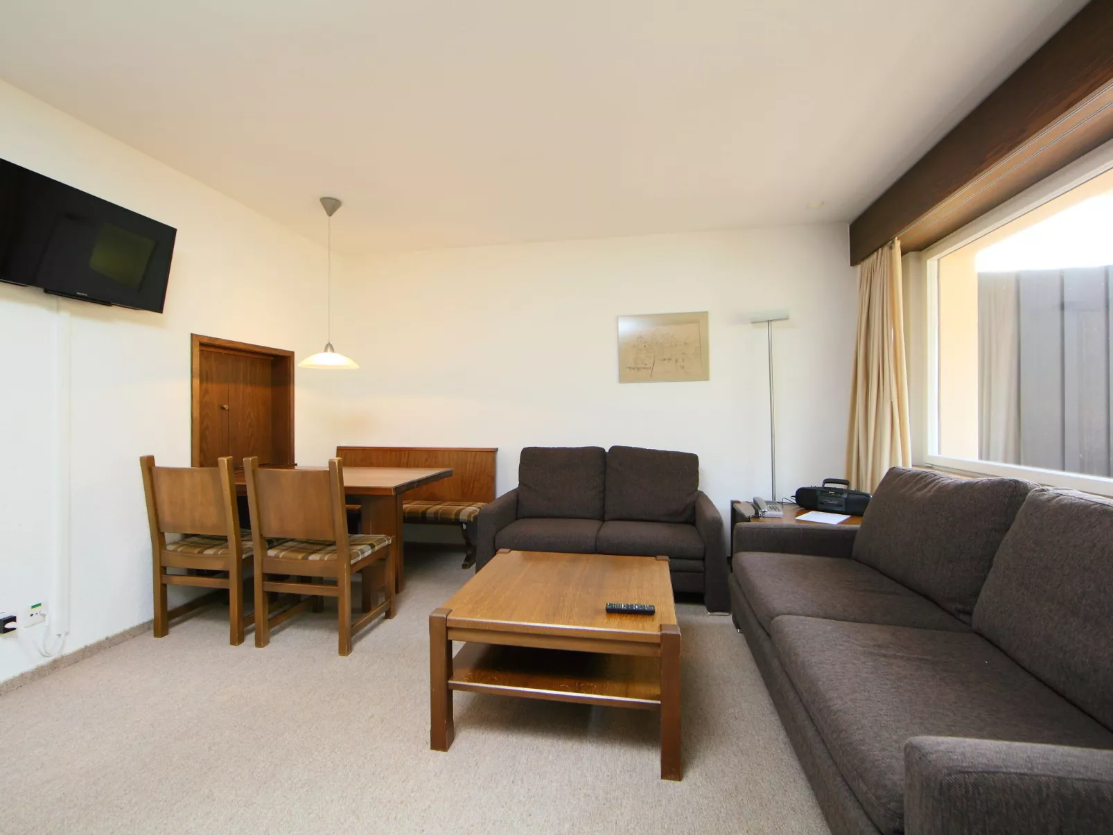 Ringstrasse (Utoring)-Drinnen