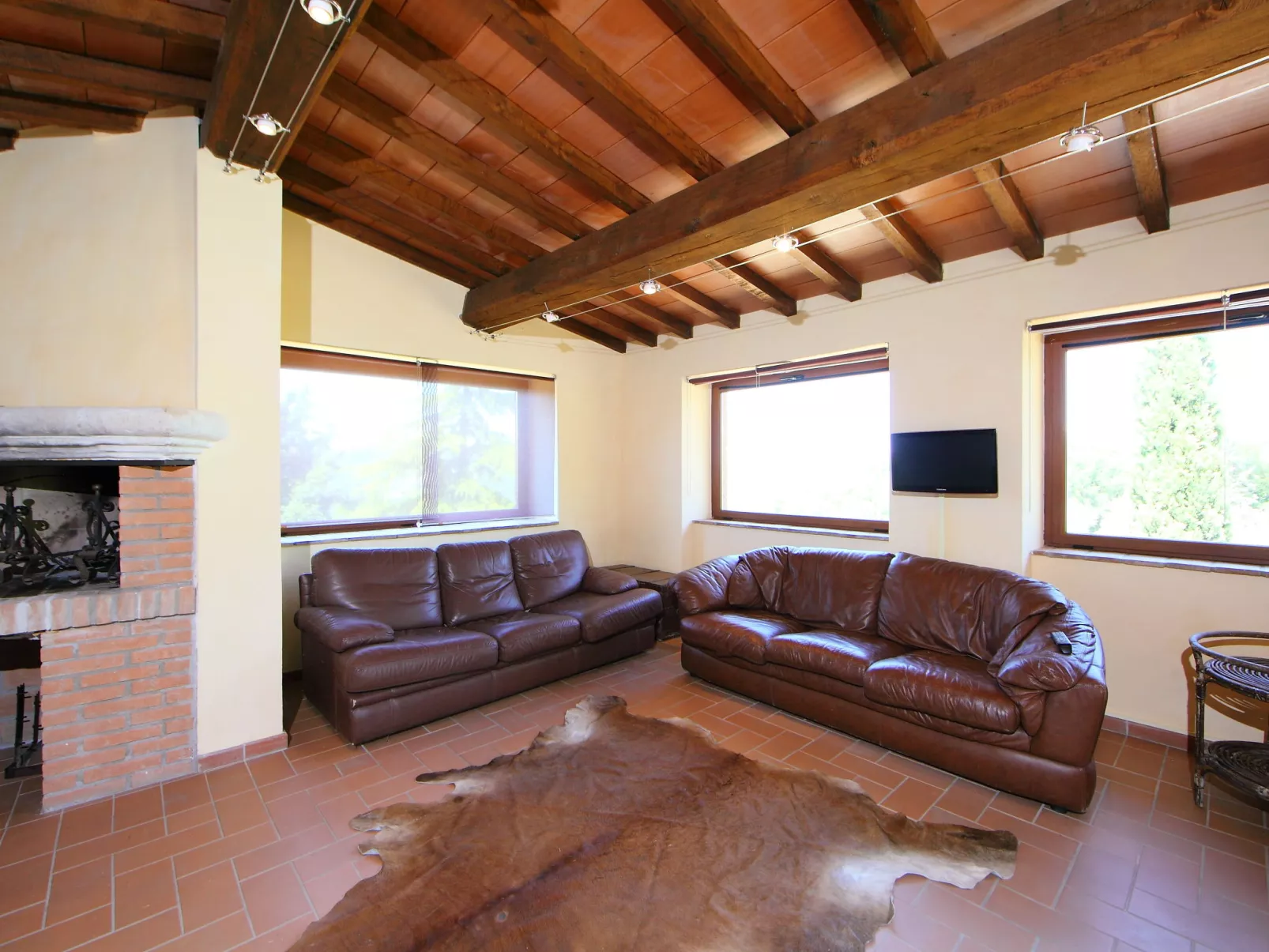 Casale Verciano-Inside