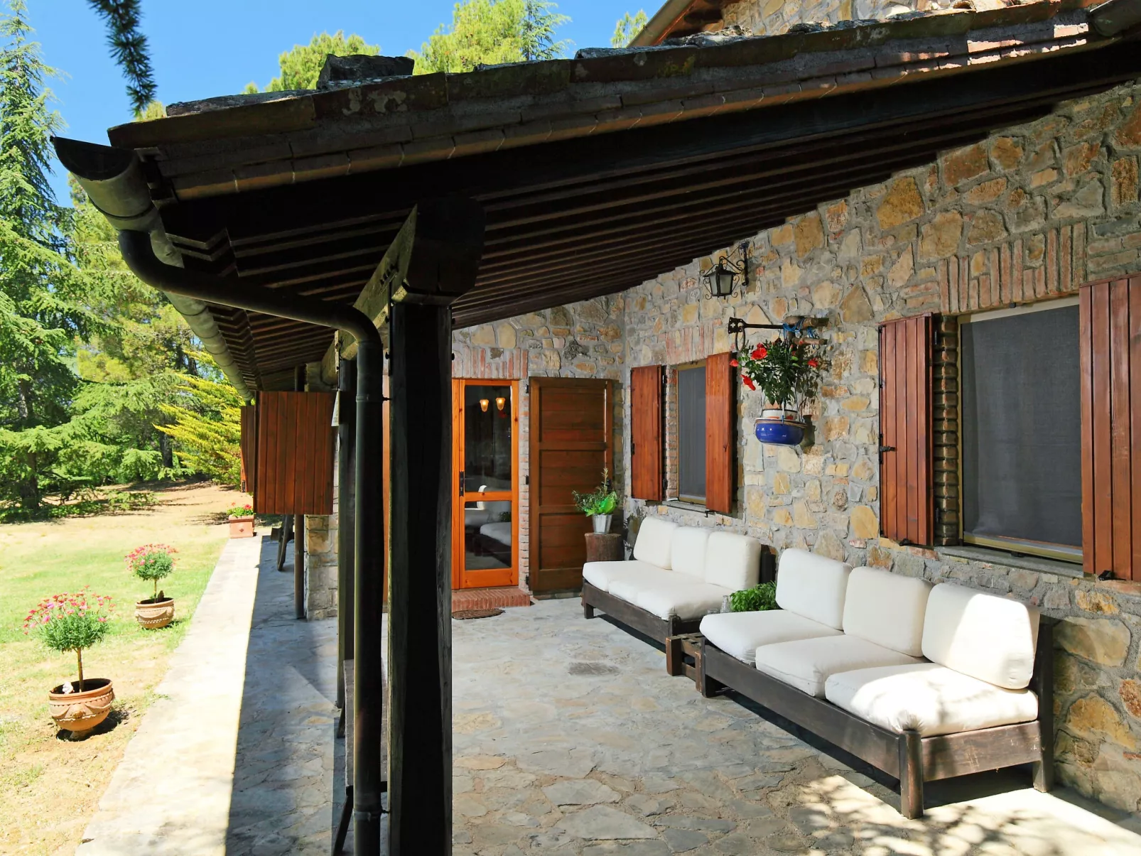 Casale Verciano-Outside