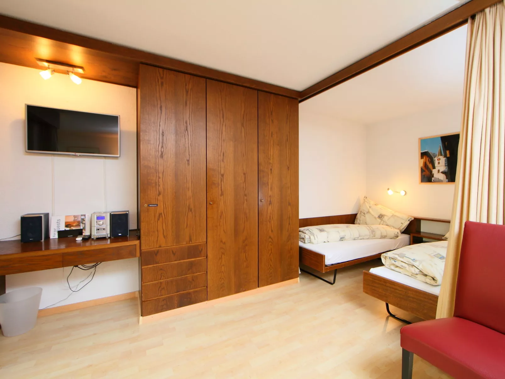 Ringstrasse Apt 213 - Inside