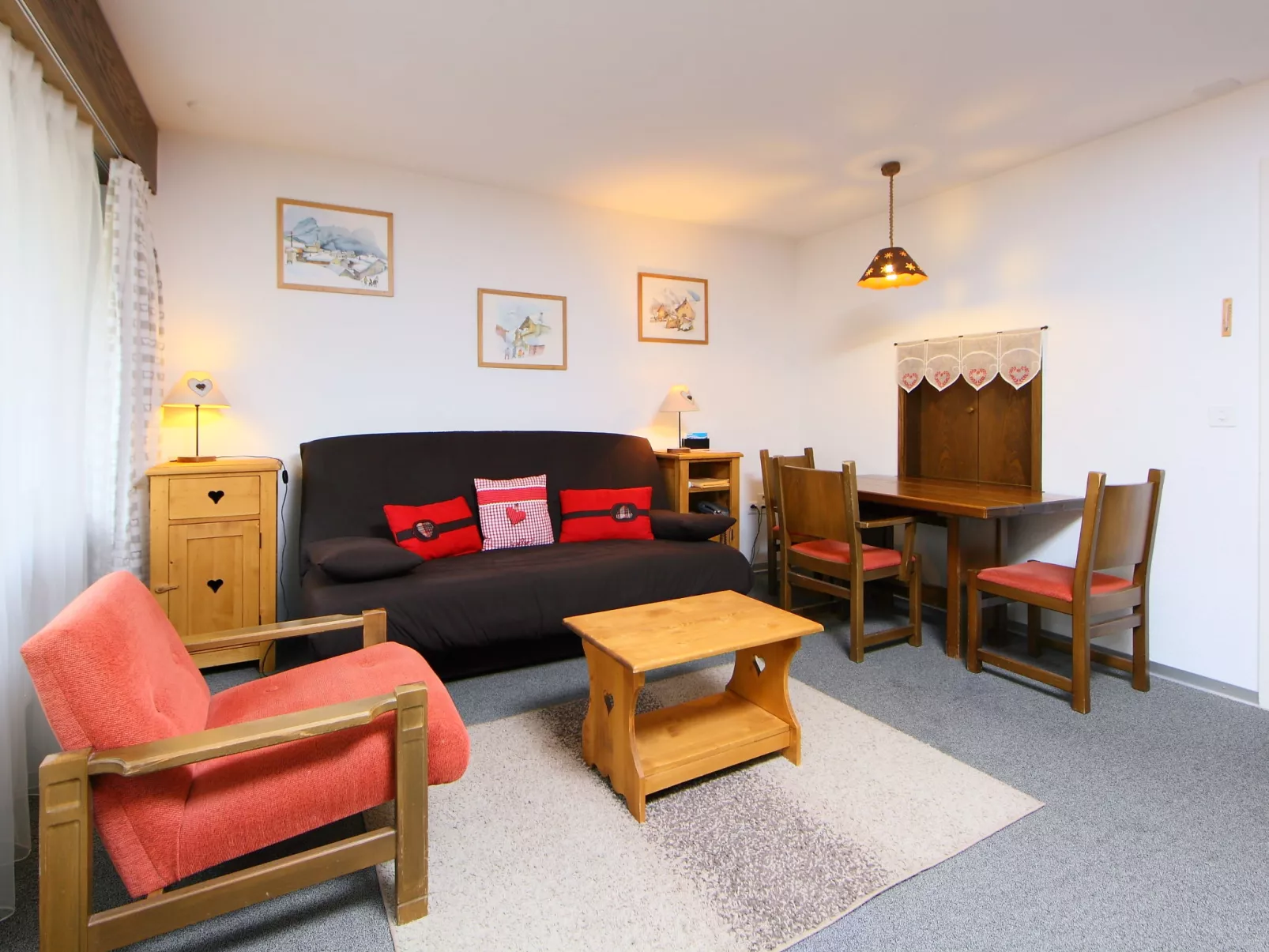 Ringstrasse Apt 115 - Inside
