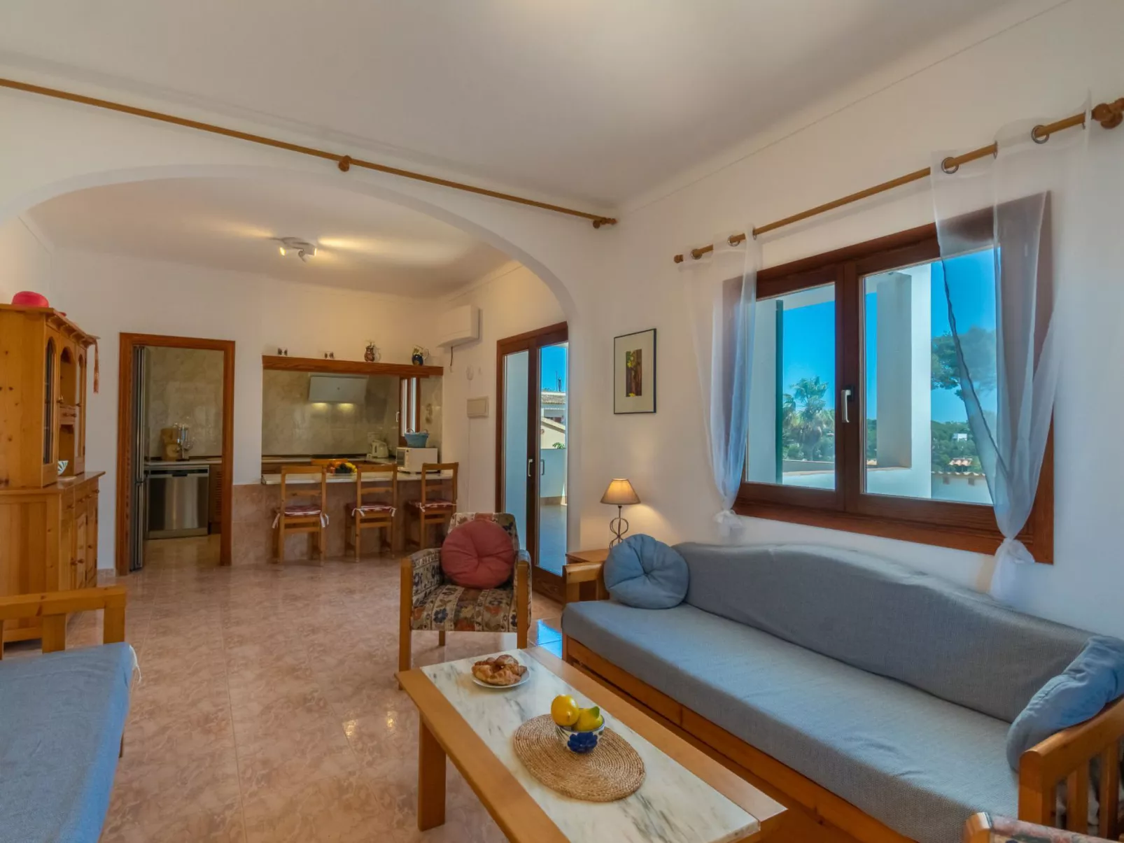 Bella Vista-Inside