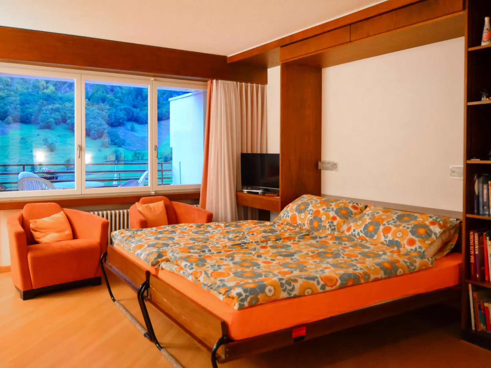 Ringstrasse (Utoring)-Inside